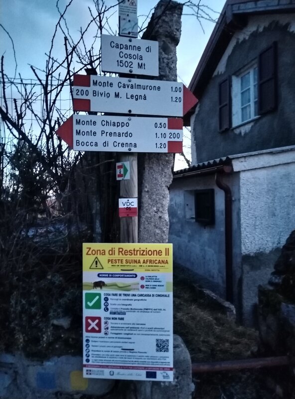 L'inizio del sentiero da Capanne di Cosola