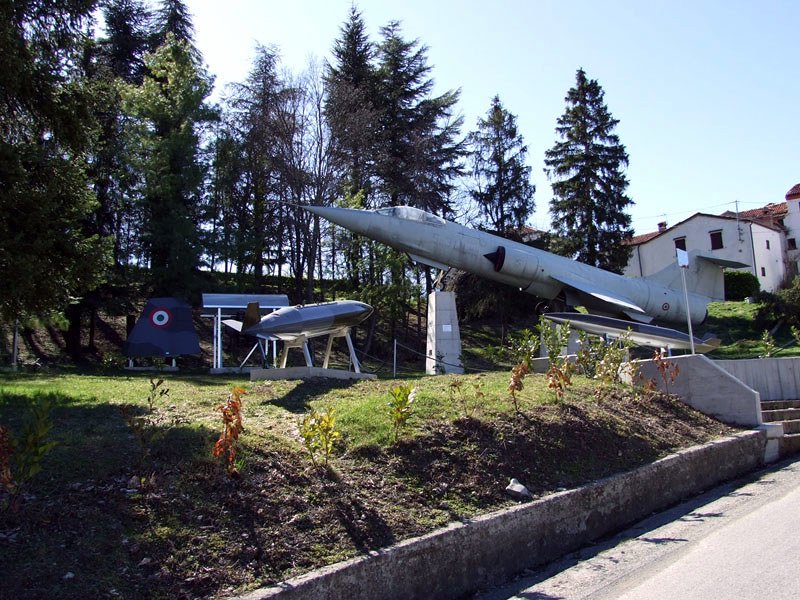 L'F104 monumentato a Cella di Varzi